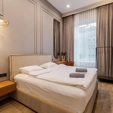 Royal Apart On Sholom Aleikhema Street Lwów
